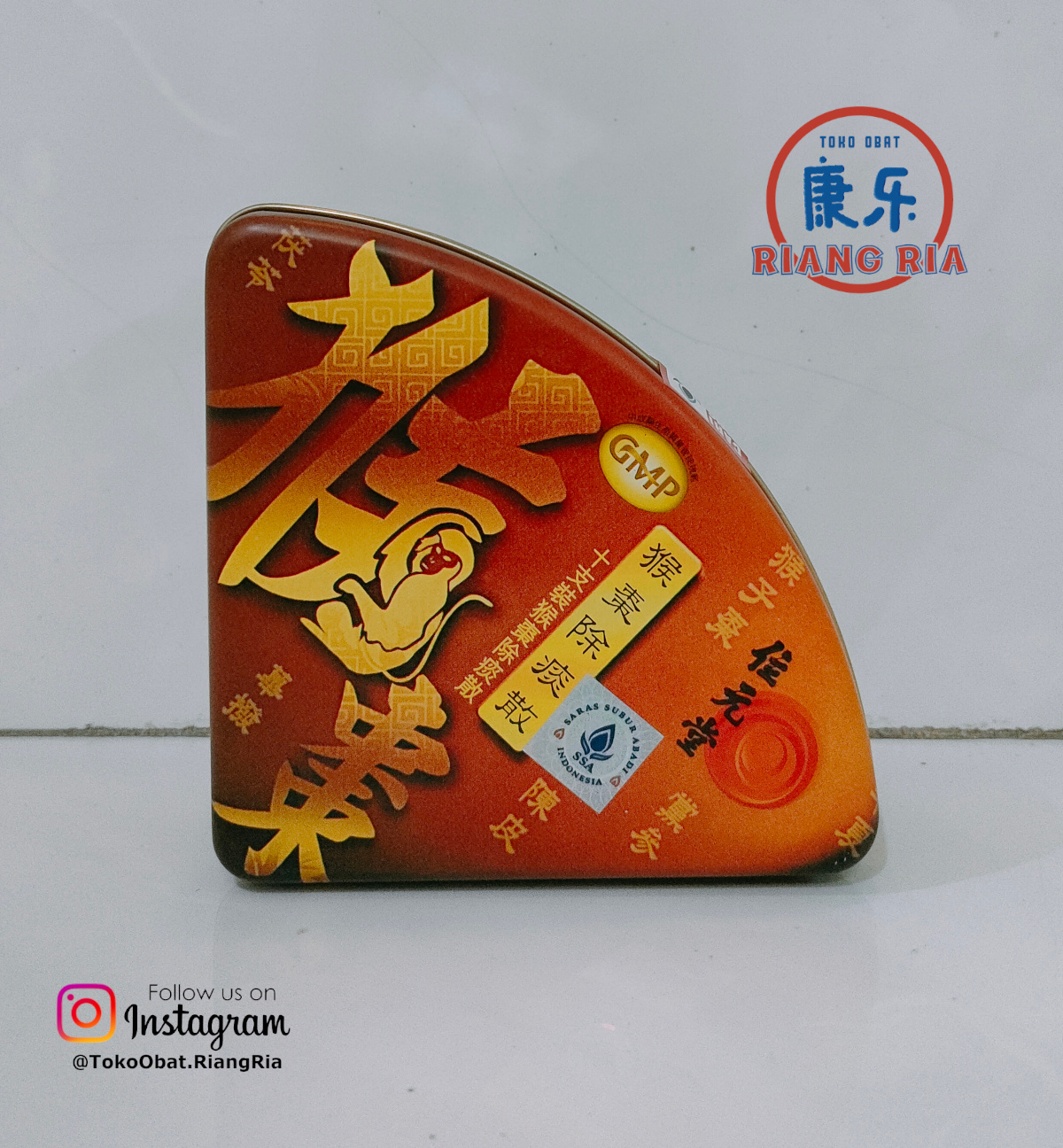 Wai Yuen Tong Hou Tsao Powder Isi 10 Obat Batuk Muntah Diare Anak Bayi