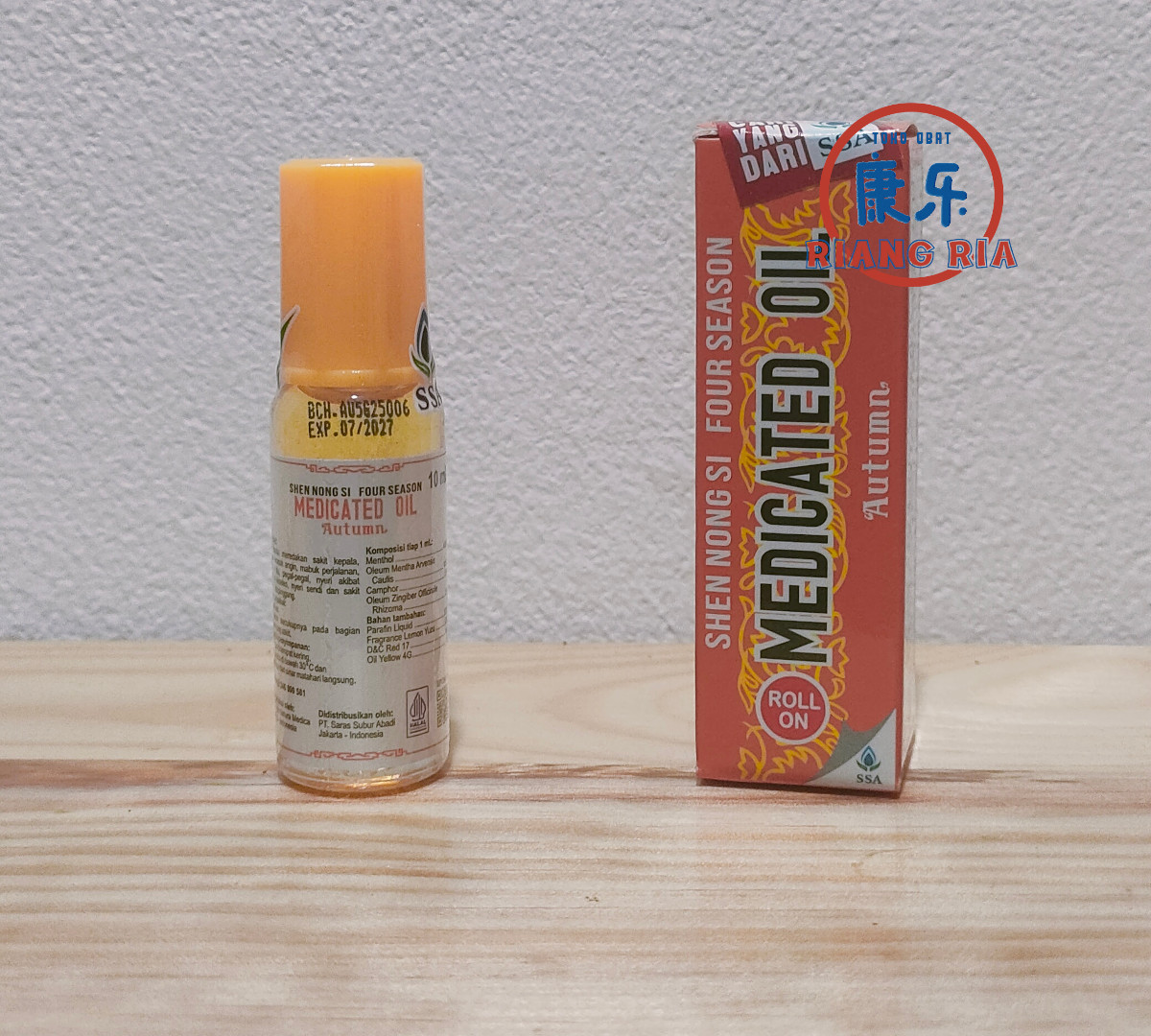 Four Season Medicated Oil Autumn Roll-On 10 ml - Minyak angin seciyu
